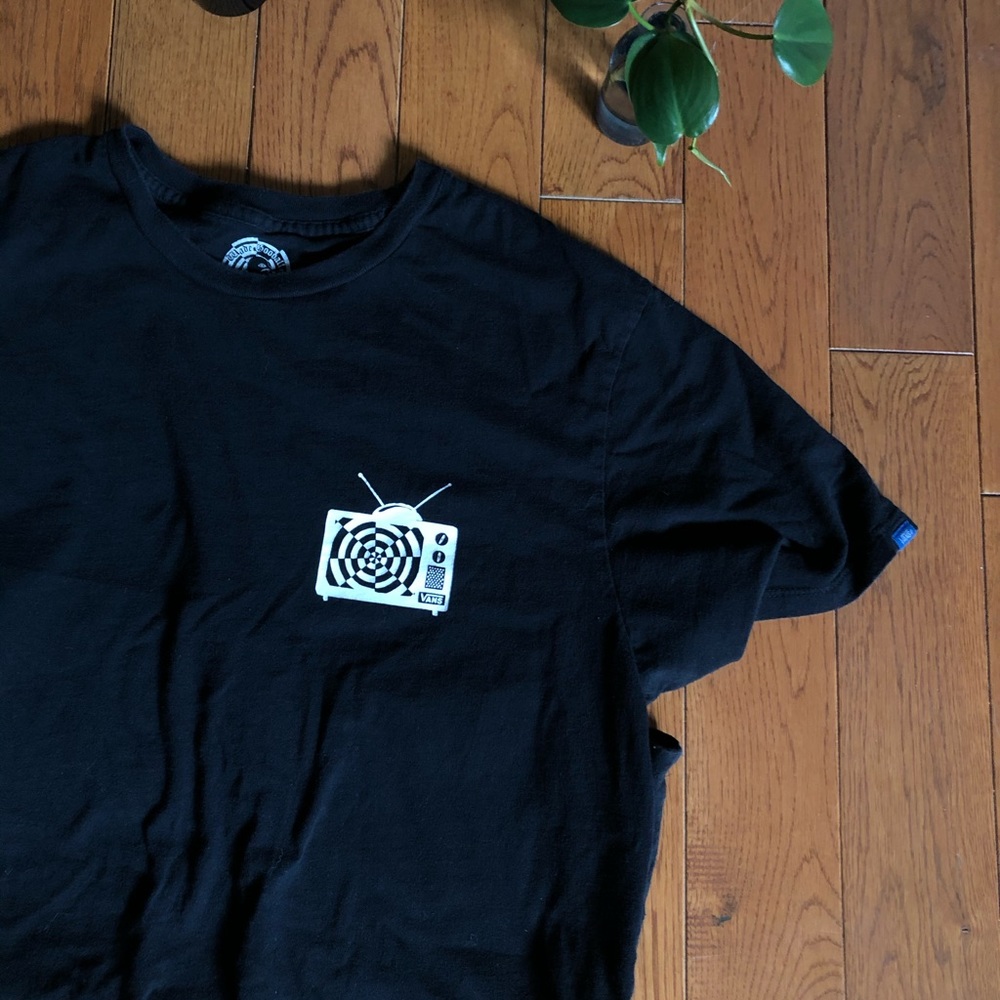 Vans black tee shirt